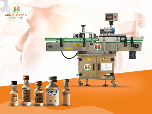 small bottle labeling machine